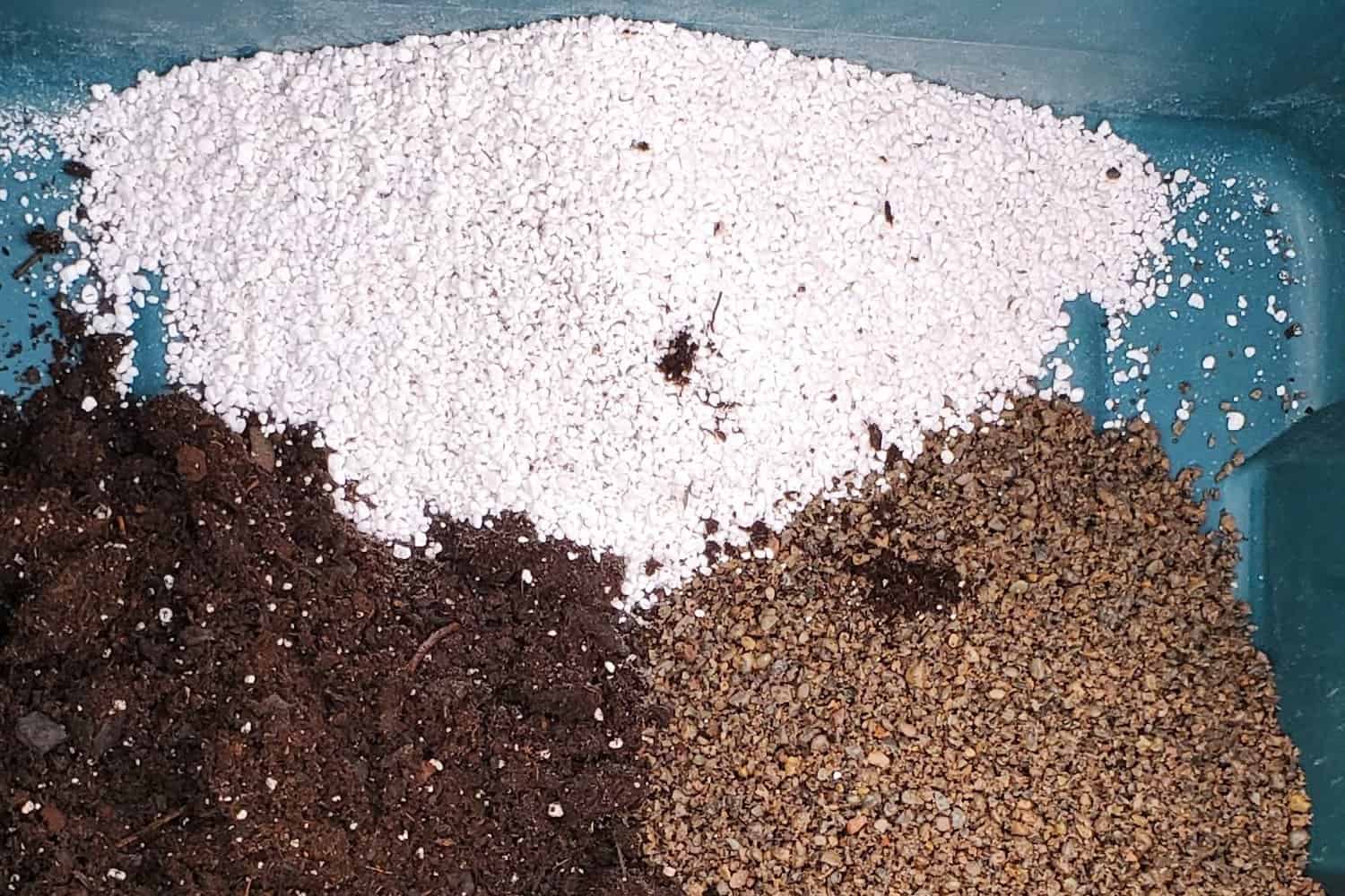 white perlite next to soil and sand